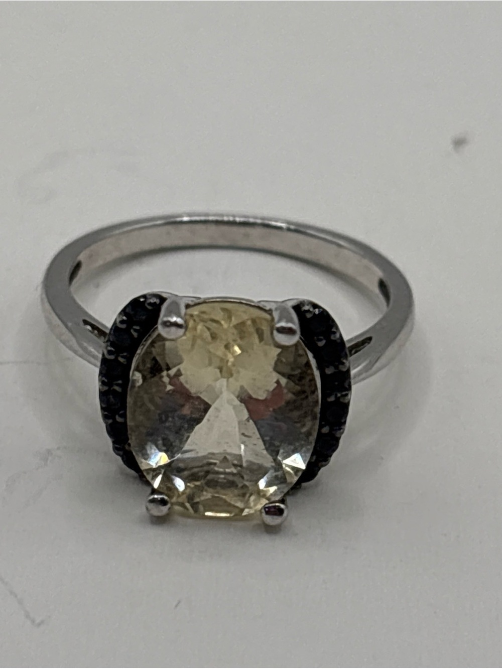 Sterling Silver Thailand Oval Light Citrine Wave Black Spinel Ring Size 8.